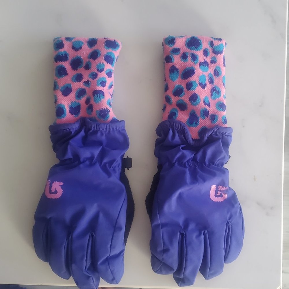 Gloves